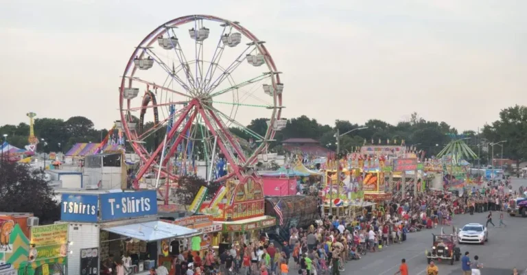Art and Craft Fairs in Illinois You Can’t Miss